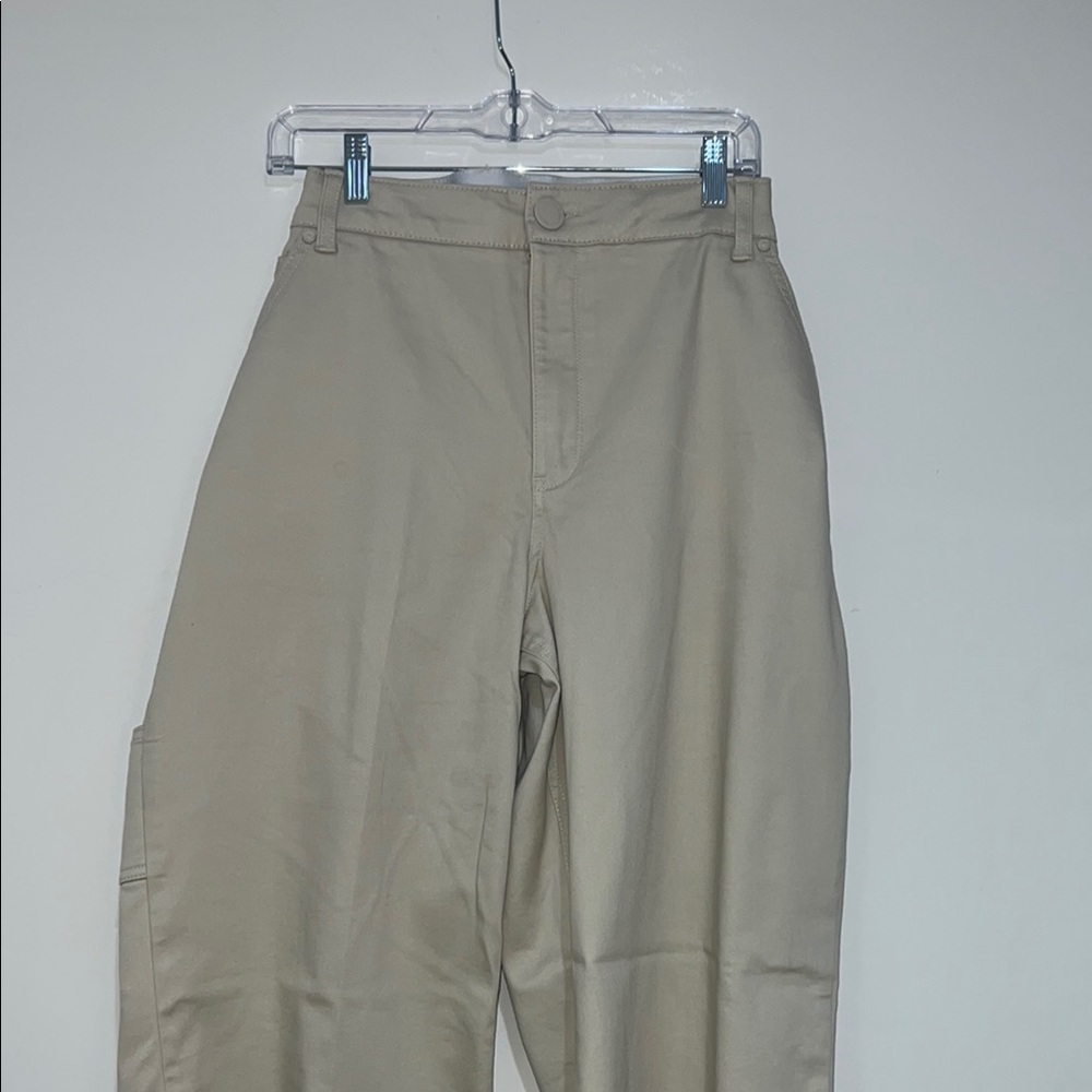 Wit & Wisdom Womrn’s Khaki Chinos